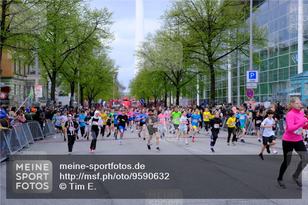 25.04.2026 - Das Zehntel Tim E. http://msf.ph/oto/9590632 25.04.2026 14:32:21 Ziel  meine-sportfotos.de