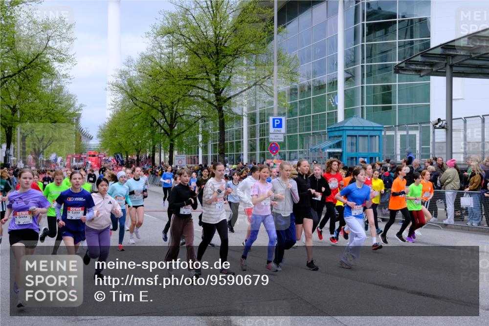 25.04.2026 - Das Zehntel Tim E. http://msf.ph/oto/9590679 25.04.2026 14:32:38 Ziel  meine-sportfotos.de