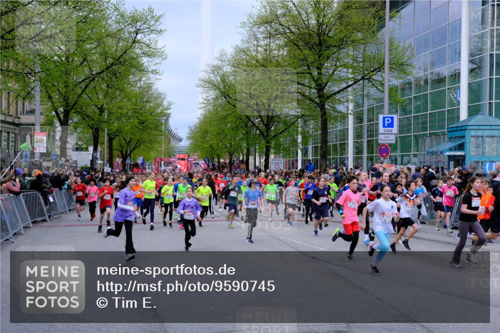 25.04.2026 - Das Zehntel Tim E. http://msf.ph/oto/9590745 25.04.2026 14:33:37 Ziel  meine-sportfotos.de