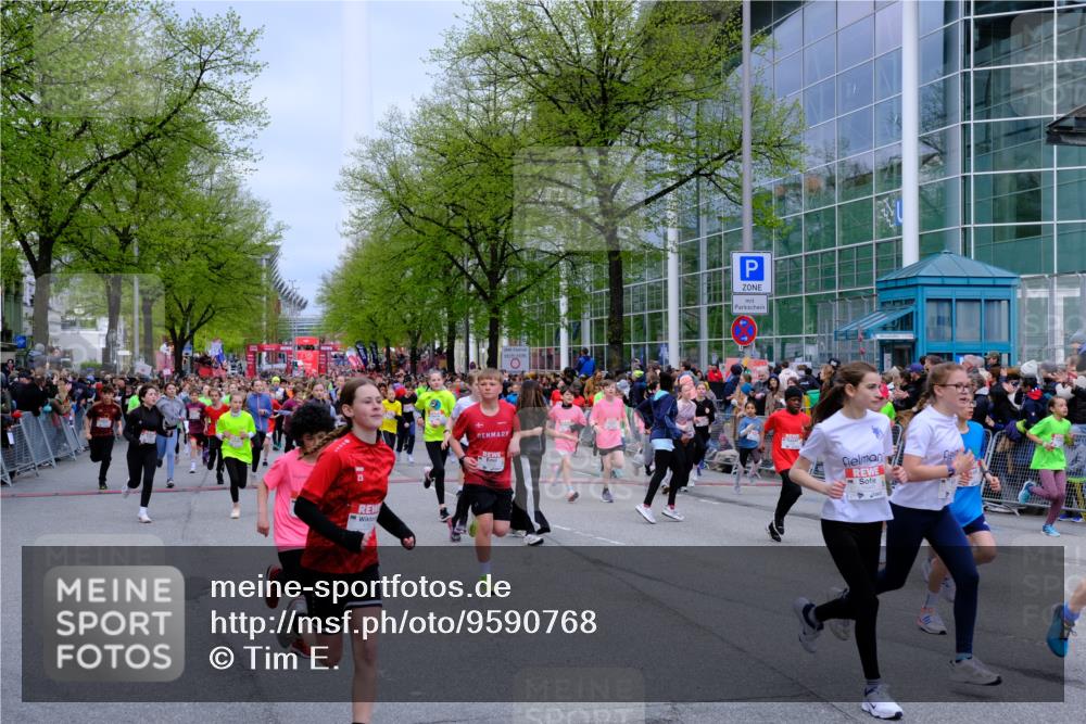 25.04.2026 - Das Zehntel Tim E. http://msf.ph/oto/9590768 25.04.2026 14:33:42 Ziel  meine-sportfotos.de