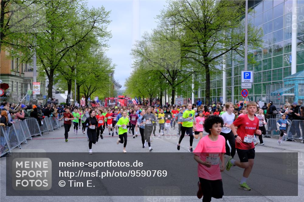 25.04.2026 - Das Zehntel Tim E. http://msf.ph/oto/9590769 25.04.2026 14:33:43 Ziel  meine-sportfotos.de