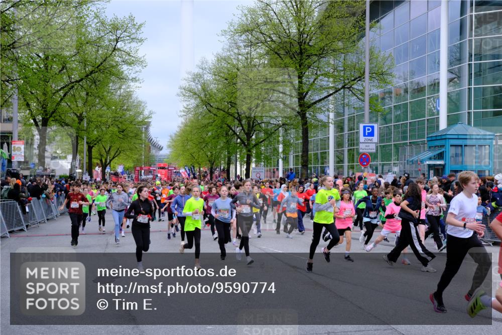25.04.2026 - Das Zehntel Tim E. http://msf.ph/oto/9590774 25.04.2026 14:33:44 Ziel  meine-sportfotos.de