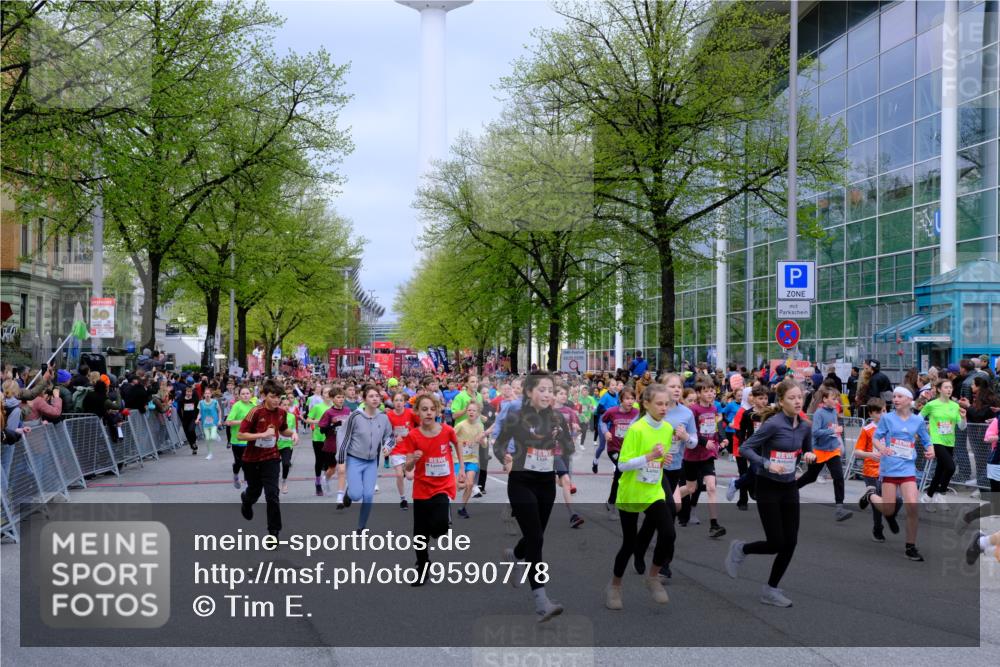 25.04.2026 - Das Zehntel Tim E. http://msf.ph/oto/9590778 25.04.2026 14:33:45 Ziel  meine-sportfotos.de