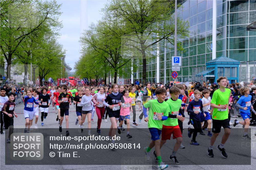 25.04.2026 - Das Zehntel Tim E. http://msf.ph/oto/9590814 25.04.2026 14:33:52 Ziel  meine-sportfotos.de