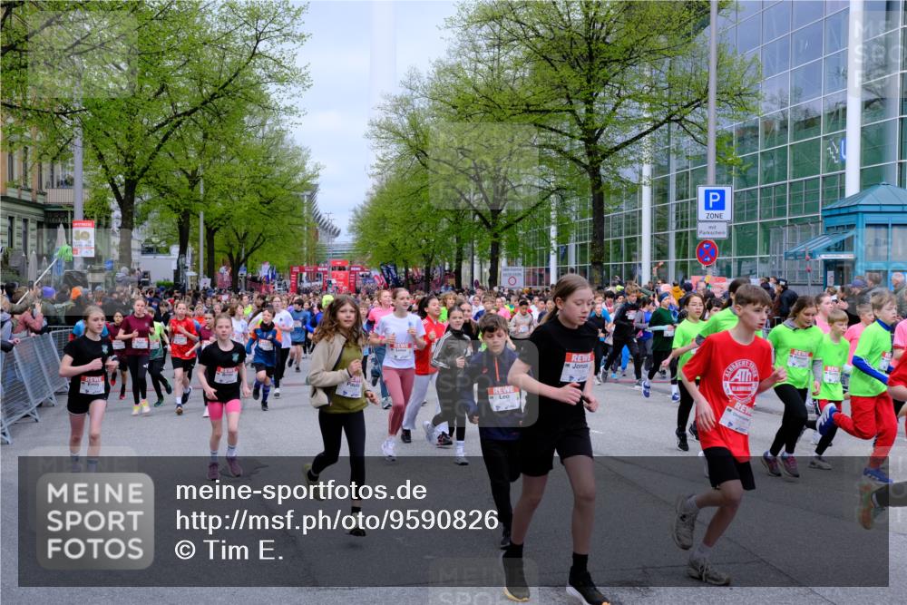 25.04.2026 - Das Zehntel Tim E. http://msf.ph/oto/9590826 25.04.2026 14:33:58 Ziel  meine-sportfotos.de