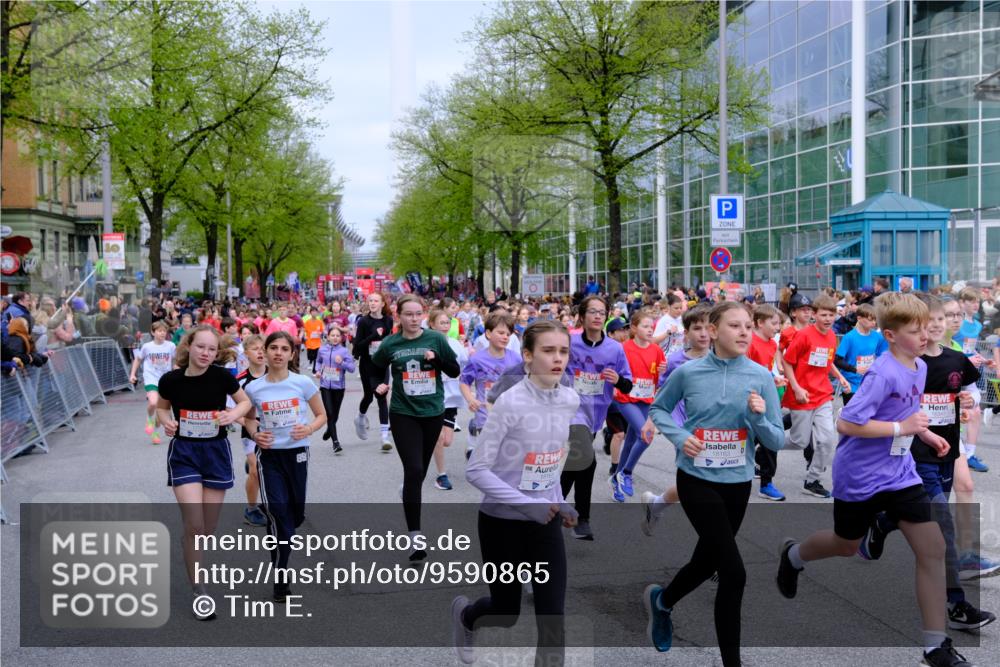 25.04.2026 - Das Zehntel Tim E. http://msf.ph/oto/9590865 25.04.2026 14:34:08 Ziel  meine-sportfotos.de
