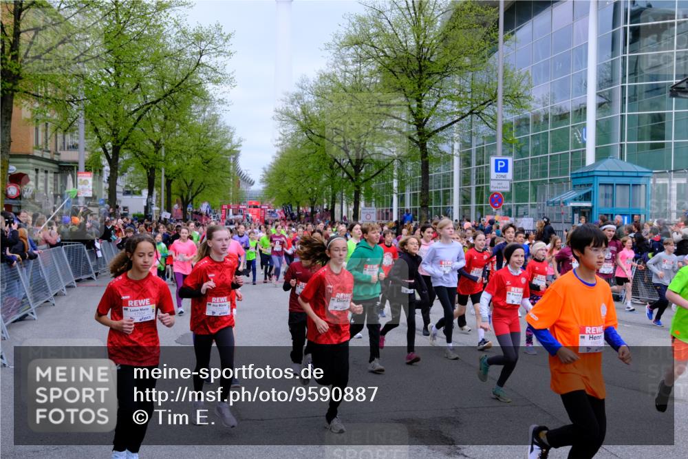 25.04.2026 - Das Zehntel Tim E. http://msf.ph/oto/9590887 25.04.2026 14:34:16 Ziel  meine-sportfotos.de