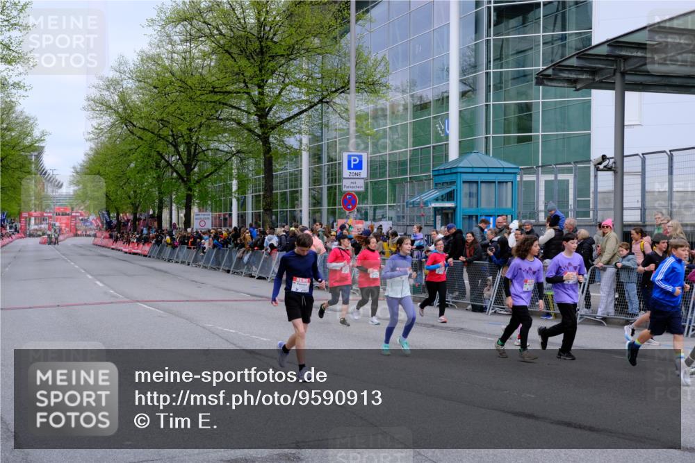 25.04.2026 - Das Zehntel Tim E. http://msf.ph/oto/9590913 25.04.2026 14:34:30 Ziel  meine-sportfotos.de