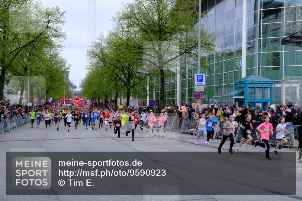 25.04.2026 - Das Zehntel Tim E. http://msf.ph/oto/9590923 25.04.2026 14:35:10 Ziel  meine-sportfotos.de