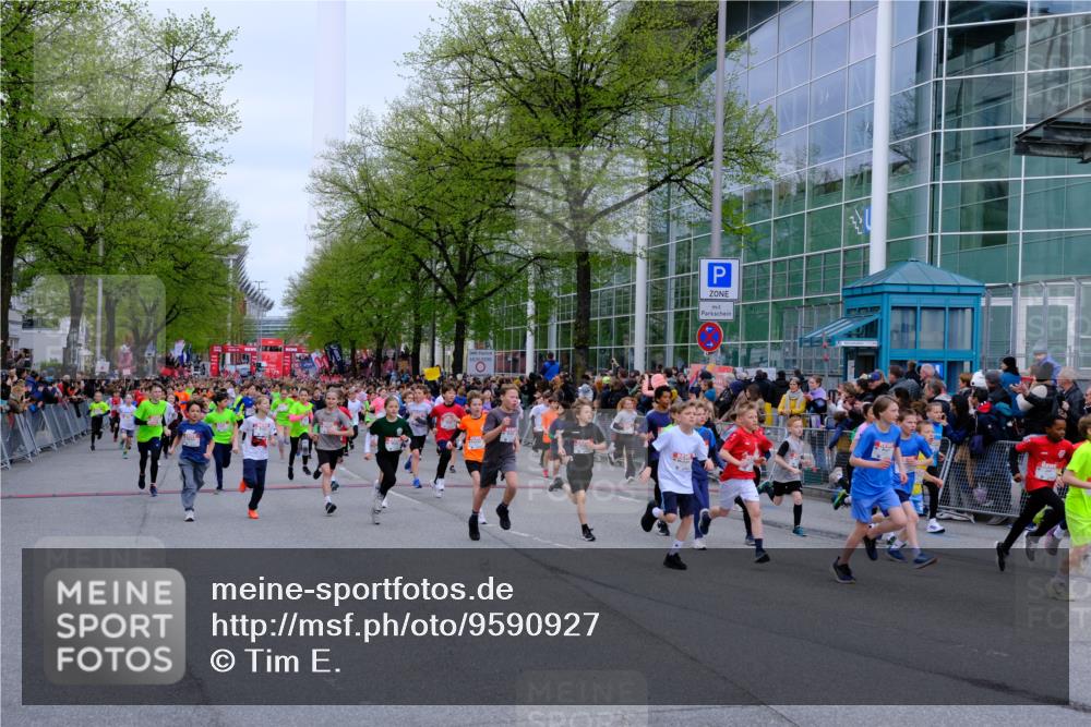25.04.2026 - Das Zehntel Tim E. http://msf.ph/oto/9590927 25.04.2026 14:35:14 Ziel  meine-sportfotos.de