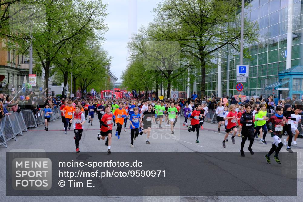 25.04.2026 - Das Zehntel Tim E. http://msf.ph/oto/9590971 25.04.2026 14:35:21 Ziel  meine-sportfotos.de