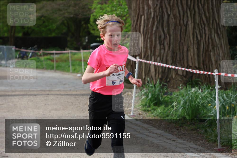 25.04.2026 - Das Zehntel Zöllner http://msf.ph/oto/9591155 25.04.2026 08:37:36 Laufen 3997 meine-sportfotos.de
