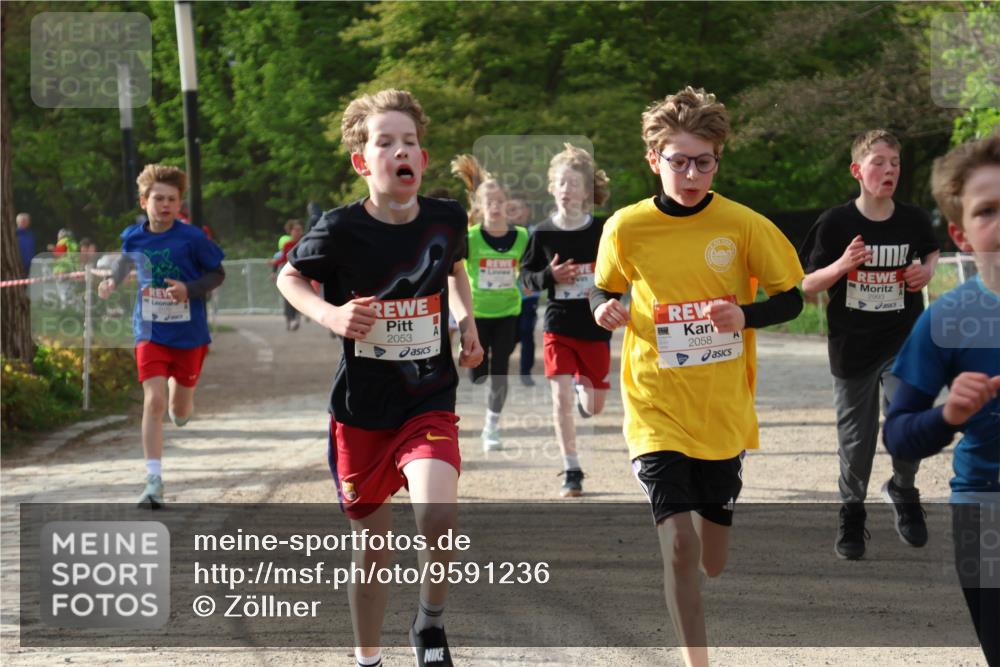 25.04.2026 - Das Zehntel Zöllner http://msf.ph/oto/9591236 25.04.2026 08:38:21 Laufen 2053, 2058, 2993 meine-sportfotos.de