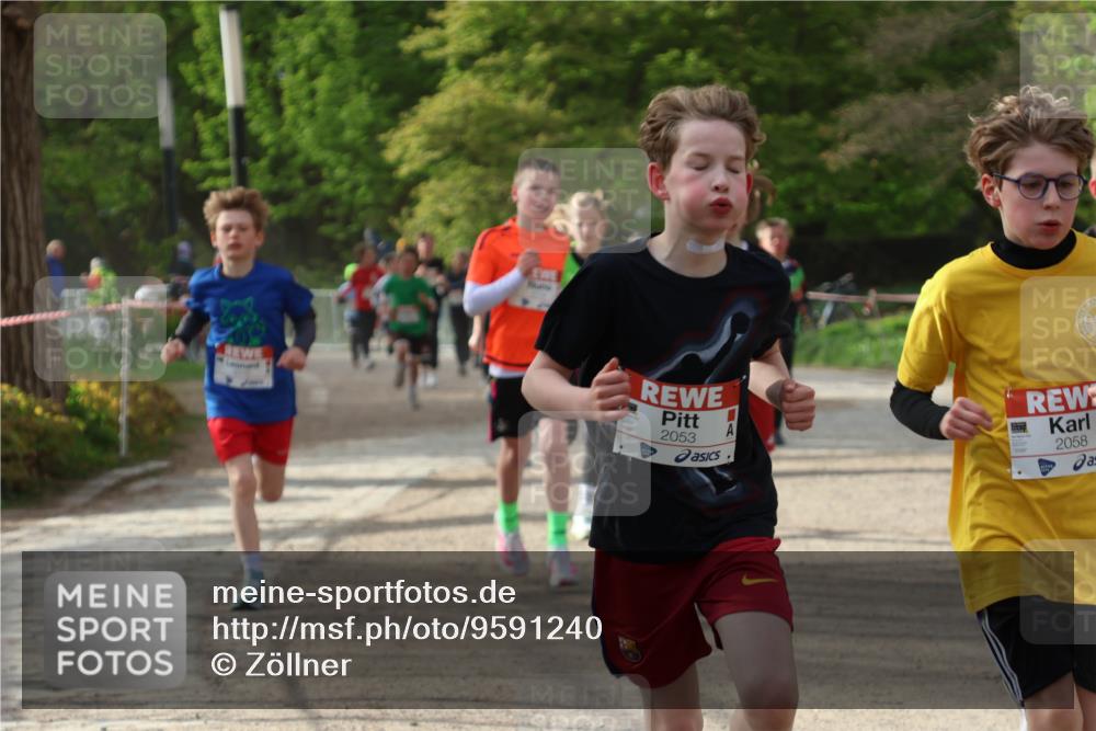 25.04.2026 - Das Zehntel Zöllner http://msf.ph/oto/9591240 25.04.2026 08:38:22 Laufen 2053, 2058 meine-sportfotos.de