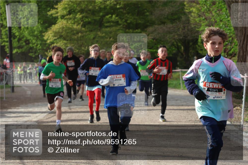 25.04.2026 - Das Zehntel Zöllner http://msf.ph/oto/9591265 25.04.2026 08:38:29 Laufen 2153, 3976 meine-sportfotos.de