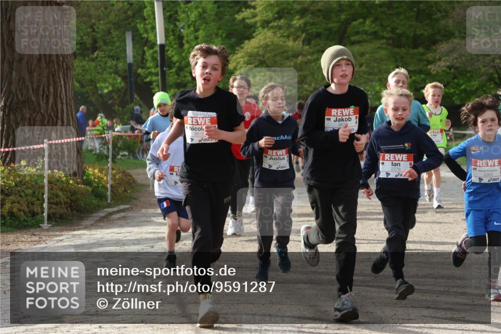 25.04.2026 - Das Zehntel Zöllner http://msf.ph/oto/9591287 25.04.2026 08:38:34 Laufen 3672, 367, 2276, 2263 meine-sportfotos.de