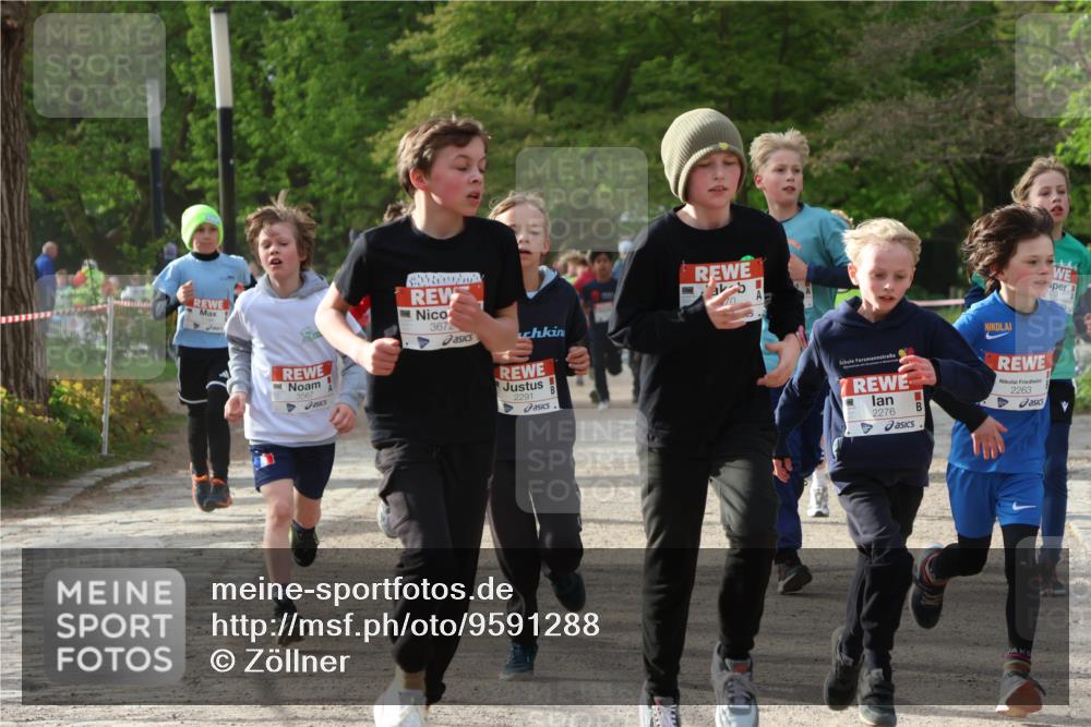 25.04.2026 - Das Zehntel Zöllner http://msf.ph/oto/9591288 25.04.2026 08:38:34 Laufen 3567, 3672, 2291, 2276, 2263 meine-sportfotos.de