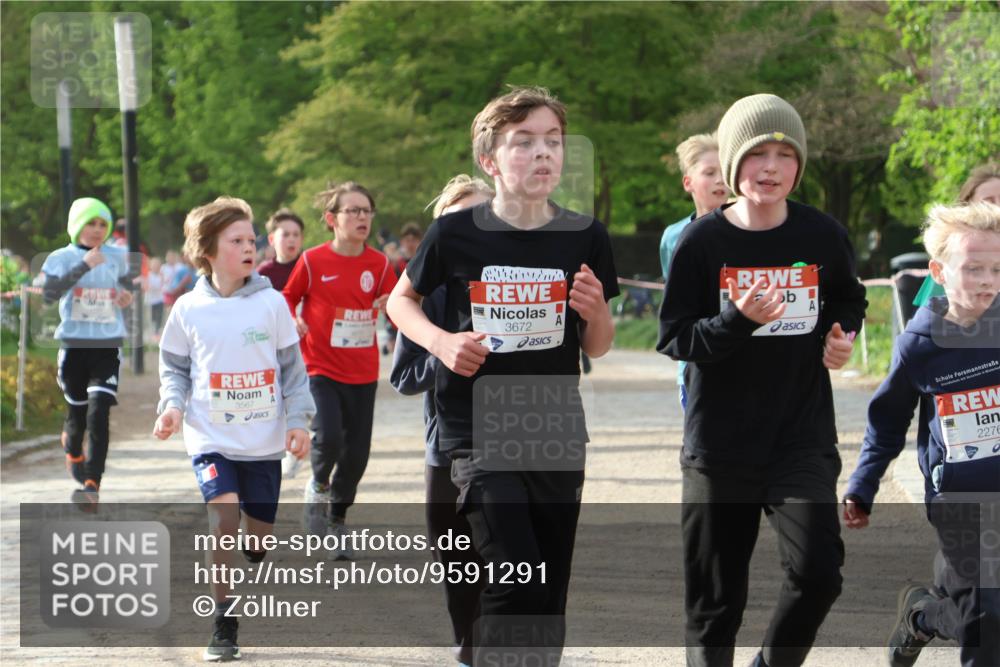 25.04.2026 - Das Zehntel Zöllner http://msf.ph/oto/9591291 25.04.2026 08:38:35 Laufen 3567, 3672, 2276 meine-sportfotos.de