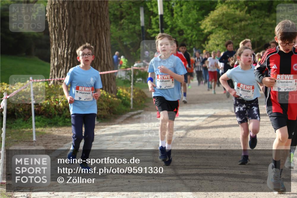 25.04.2026 - Das Zehntel Zöllner http://msf.ph/oto/9591330 25.04.2026 08:38:45 Laufen 1199, 1208, 2339, 2324 meine-sportfotos.de