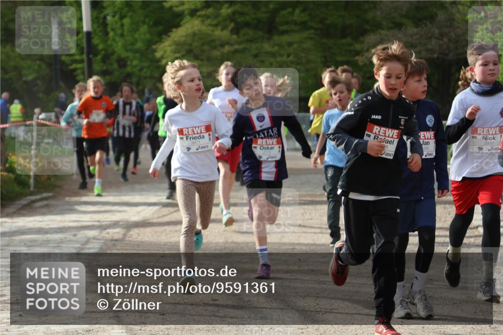 25.04.2026 - Das Zehntel Zöllner http://msf.ph/oto/9591361 25.04.2026 08:38:52 Laufen 3971, 2175, 2910, 8, 285 meine-sportfotos.de