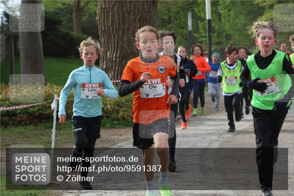 25.04.2026 - Das Zehntel Zöllner http://msf.ph/oto/9591387 25.04.2026 08:38:57 Laufen 1788, 1794 meine-sportfotos.de