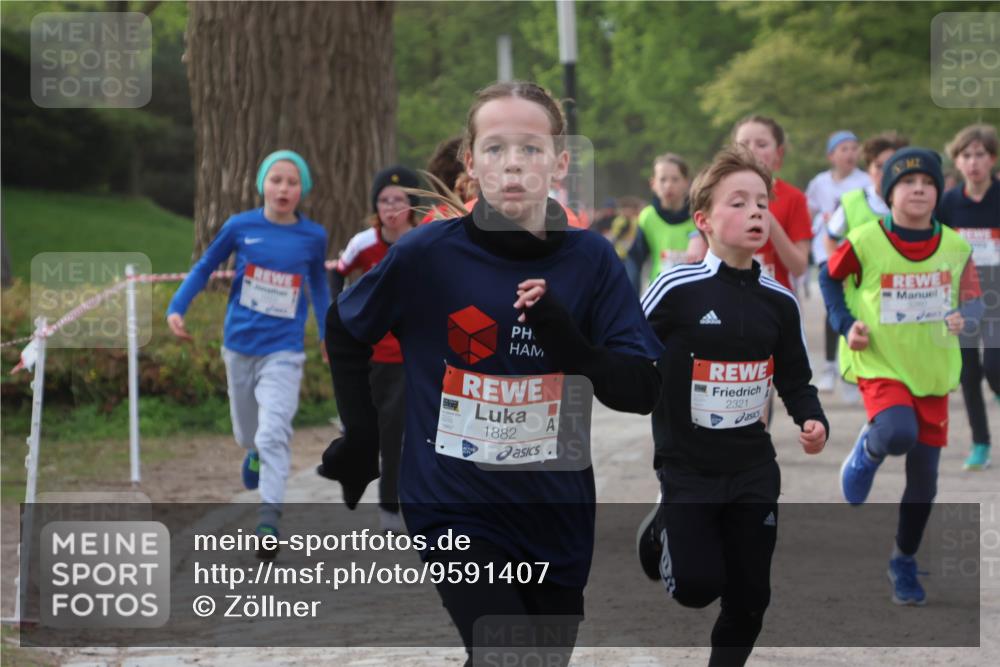25.04.2026 - Das Zehntel Zöllner http://msf.ph/oto/9591407 25.04.2026 08:39:02 Laufen 1882, 2321, 3260 meine-sportfotos.de