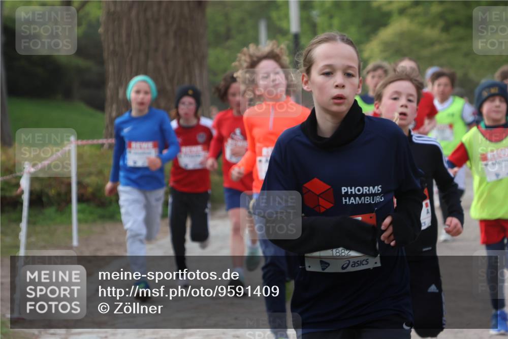 25.04.2026 - Das Zehntel Zöllner http://msf.ph/oto/9591409 25.04.2026 08:39:02 Laufen 1882 meine-sportfotos.de
