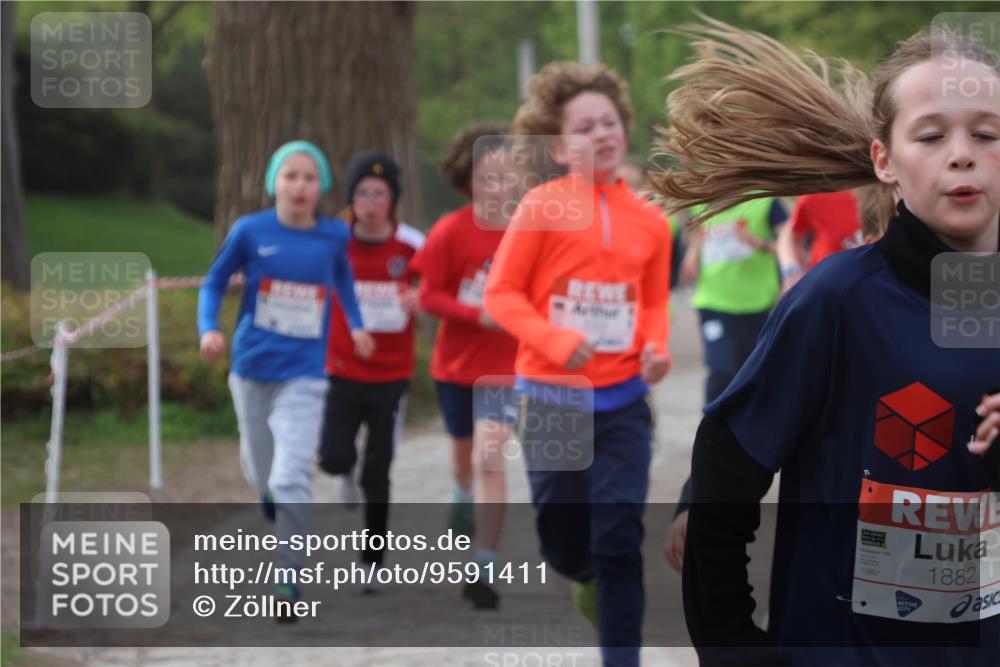 25.04.2026 - Das Zehntel Zöllner http://msf.ph/oto/9591411 25.04.2026 08:39:03 Laufen 1882, 1882 meine-sportfotos.de