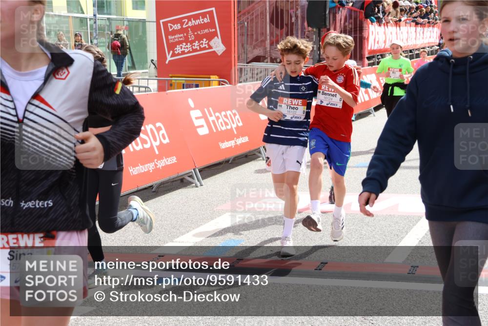 25.04.2026 - Das Zehntel Strokosch-Dieckow http://msf.ph/oto/9591433 25.04.2026 14:52:04 Ziel 15060, 15565, 15795, 16122, 16124, 16355, 16613, 16626, 16688, 17264, 17649, 17863, 17877, 15060, 15565, 15795, 16122, 16124, 16355, 16613, 16626, 16688, 17264, 17649, 17863, 17877 meine-sportfotos.de