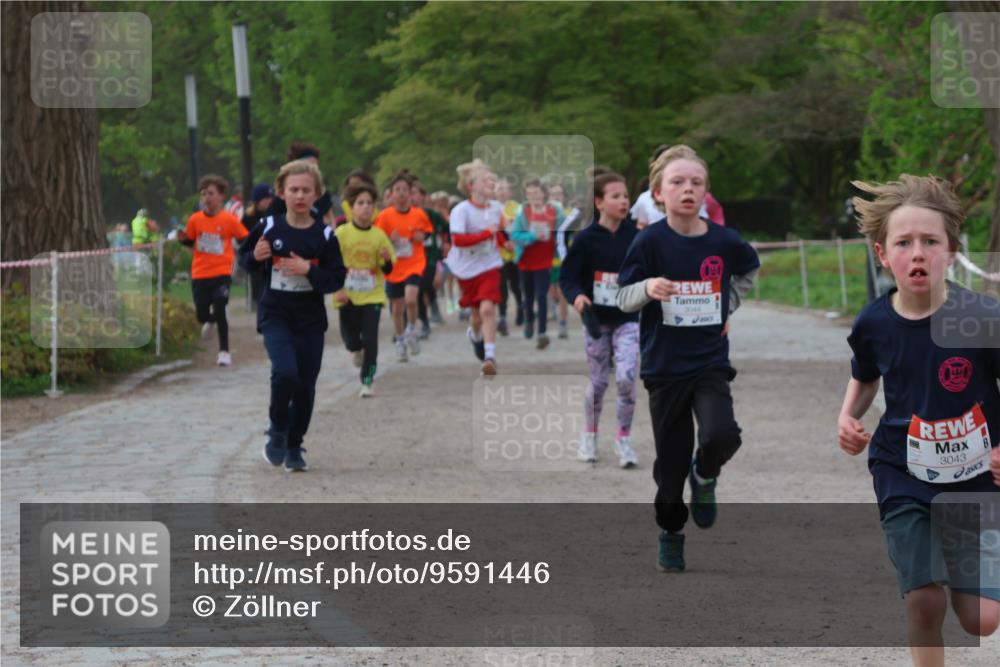25.04.2026 - Das Zehntel Zöllner http://msf.ph/oto/9591446 25.04.2026 08:39:13 Laufen 3044, 3043 meine-sportfotos.de