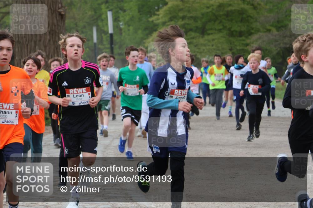 25.04.2026 - Das Zehntel Zöllner http://msf.ph/oto/9591493 25.04.2026 08:39:26 Laufen 3600, 1584, 958 meine-sportfotos.de
