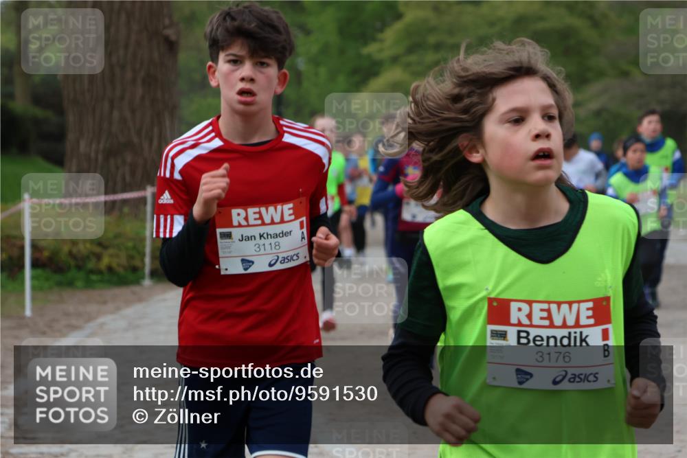 25.04.2026 - Das Zehntel Zöllner http://msf.ph/oto/9591530 25.04.2026 08:39:35 Laufen 3118, 3176 meine-sportfotos.de