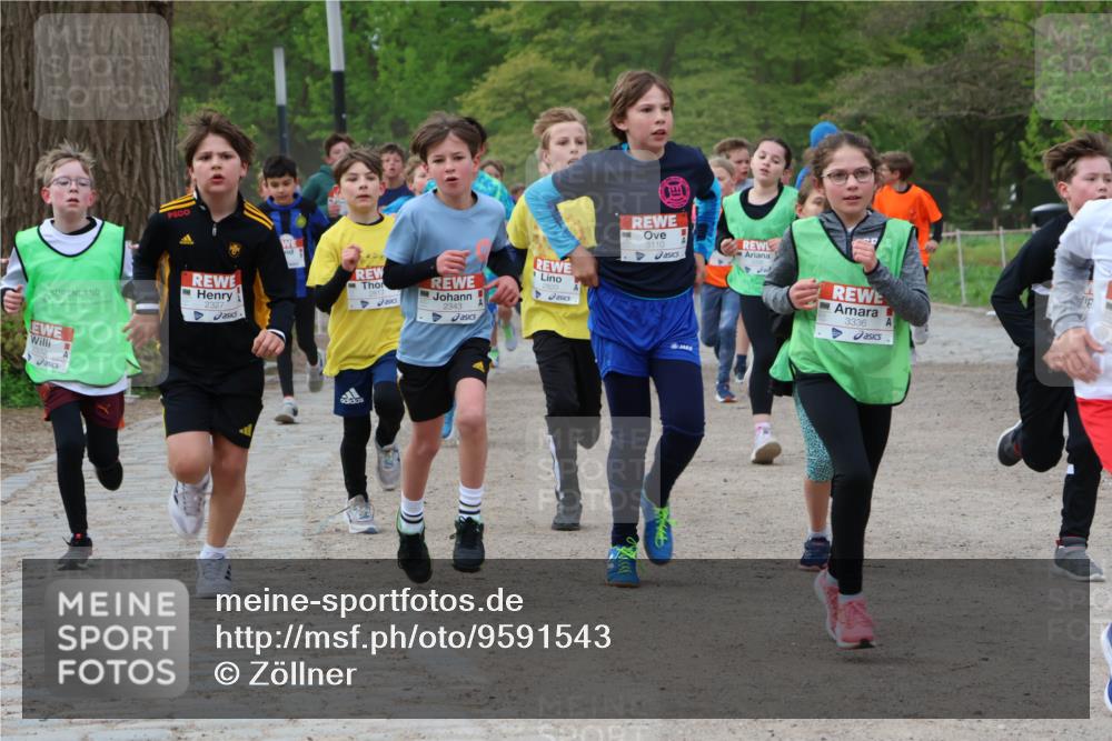 25.04.2026 - Das Zehntel Zöllner http://msf.ph/oto/9591543 25.04.2026 08:39:39 Laufen 3332, 2327, 2343, 3110, 3336 meine-sportfotos.de