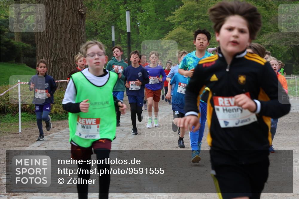 25.04.2026 - Das Zehntel Zöllner http://msf.ph/oto/9591555 25.04.2026 08:39:41 Laufen 3332, 2027 meine-sportfotos.de