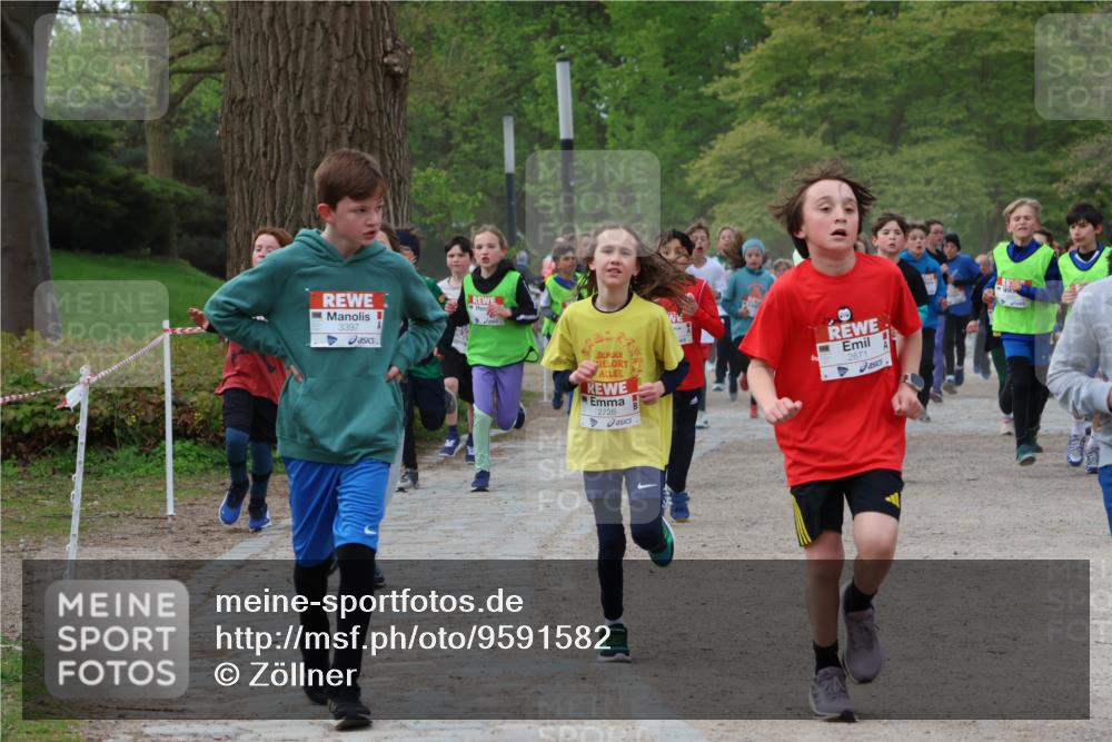 25.04.2026 - Das Zehntel Zöllner http://msf.ph/oto/9591582 25.04.2026 08:39:47 Laufen 3397, 2726, 2671 meine-sportfotos.de