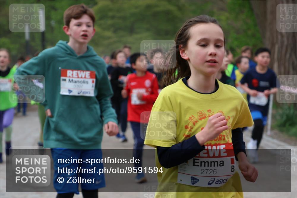 25.04.2026 - Das Zehntel Zöllner http://msf.ph/oto/9591594 25.04.2026 08:39:50 Laufen 3007, 27287, 2726 meine-sportfotos.de