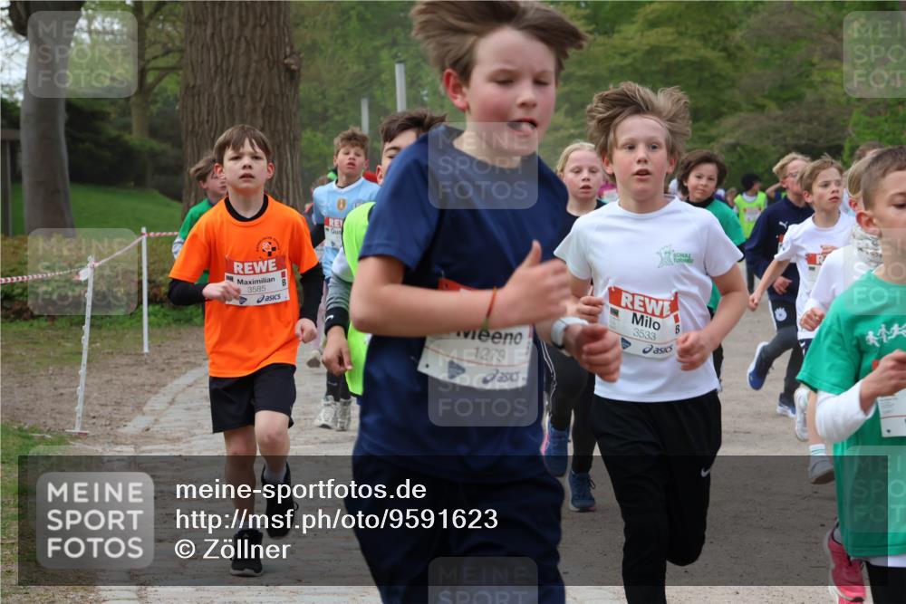 25.04.2026 - Das Zehntel Zöllner http://msf.ph/oto/9591623 25.04.2026 08:39:58 Laufen 3585, 1279, 3533 meine-sportfotos.de