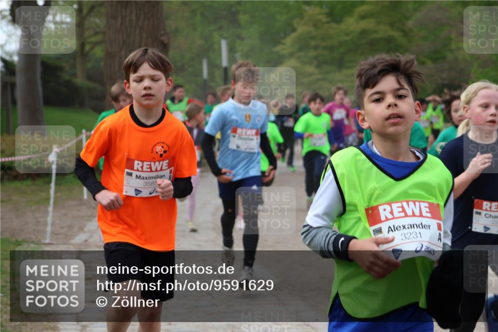 25.04.2026 - Das Zehntel Zöllner http://msf.ph/oto/9591629 25.04.2026 08:39:59 Laufen 3585, 80, 3231, 22 meine-sportfotos.de