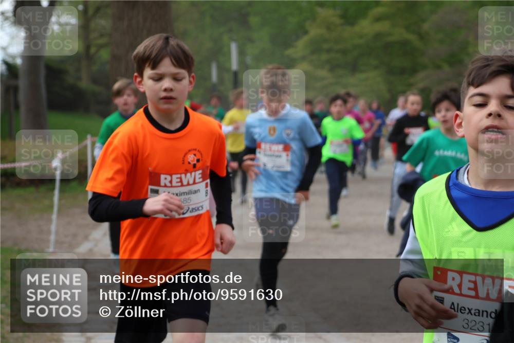 25.04.2026 - Das Zehntel Zöllner http://msf.ph/oto/9591630 25.04.2026 08:39:59 Laufen 585, 00, 3231 meine-sportfotos.de