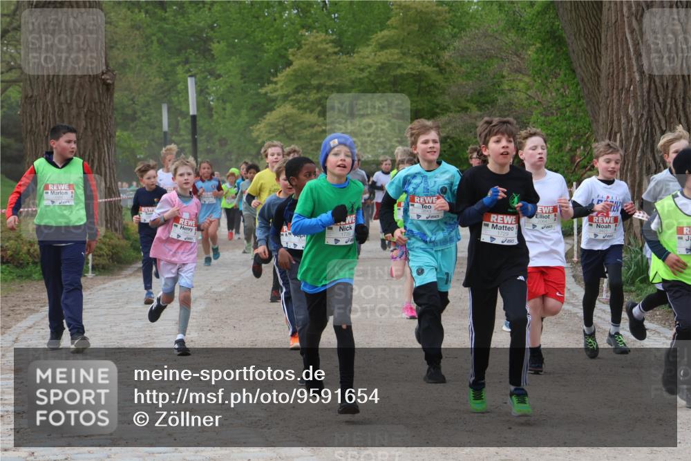 25.04.2026 - Das Zehntel Zöllner http://msf.ph/oto/9591654 25.04.2026 08:40:05 Laufen 1739, 1729 meine-sportfotos.de
