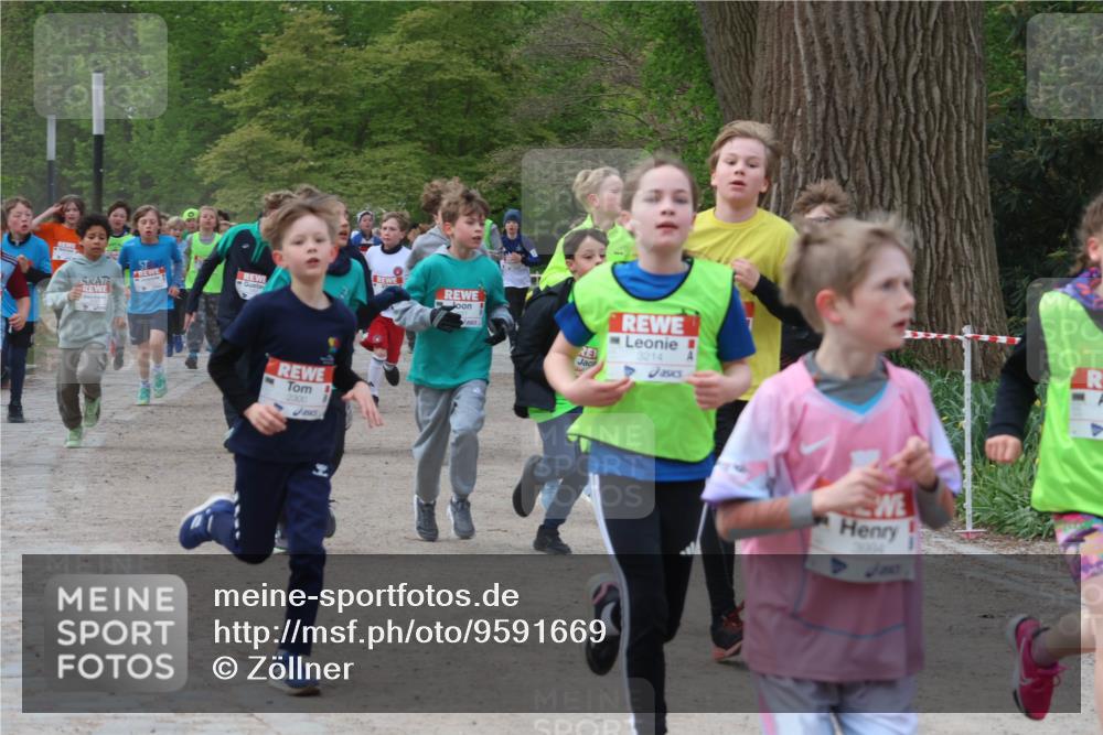 25.04.2026 - Das Zehntel Zöllner http://msf.ph/oto/9591669 25.04.2026 08:40:08 Laufen 2300, 3214, 3964 meine-sportfotos.de