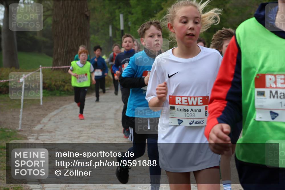 25.04.2026 - Das Zehntel Zöllner http://msf.ph/oto/9591688 25.04.2026 08:40:13 Laufen 1028, 14 meine-sportfotos.de
