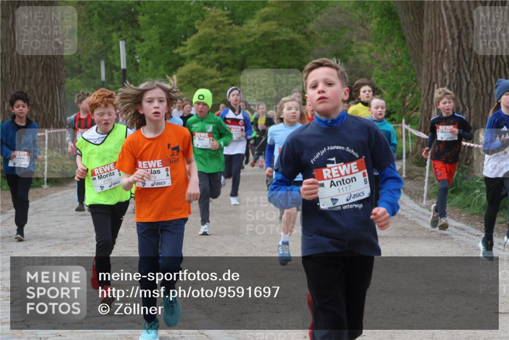 25.04.2026 - Das Zehntel Zöllner http://msf.ph/oto/9591697 25.04.2026 08:40:15 Laufen 3190, 79, 1117, 18 meine-sportfotos.de