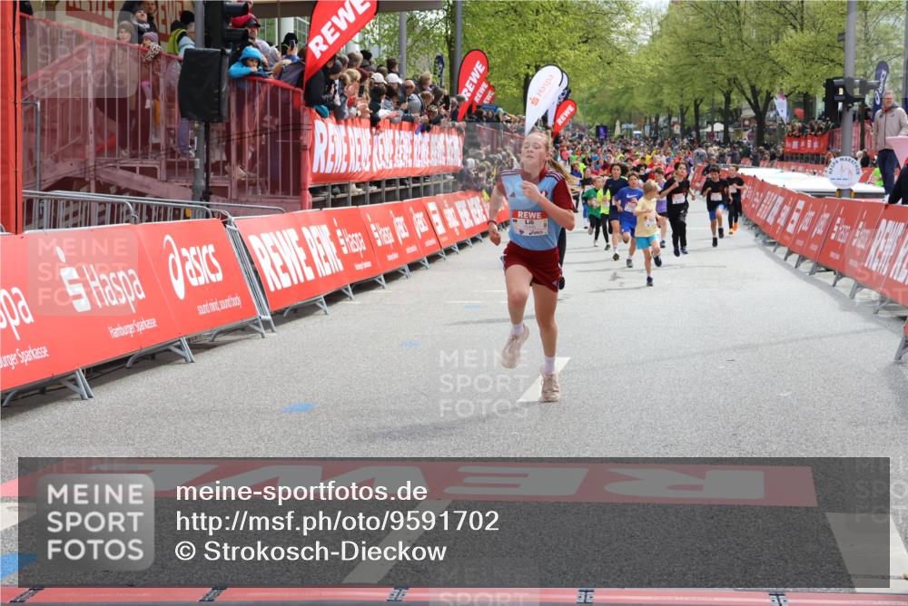 25.04.2026 - Das Zehntel Strokosch-Dieckow http://msf.ph/oto/9591702 25.04.2026 14:53:44 Ziel 15200, 15233, 15318, 15438, 15445, 15470, 15496, 15533, 15598, 15610, 15812, 15835, 15945, 16042, 16294, 16320, 16655, 16791, 16793, 16796, 16799, 16834, 16858, 16890, 16919, 17008, 17172, 17273, 17426, 17568, 17799, 17812, 17888, 18026, 18029, 18221, 15200, 15233, 15318, 15438, 15445, 15470, 15496, 15533, 15598, 15610, 15812, 15835, 15945, 16042, 16294, 16320, 16655, 16791, 16793, 16796, 16799, 16834, 16858, 16890, 16919, 17008, 17172, 18221 meine-sportfotos.de