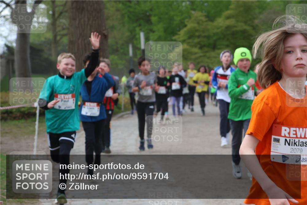 25.04.2026 - Das Zehntel Zöllner http://msf.ph/oto/9591704 25.04.2026 08:40:17 Laufen 2079 meine-sportfotos.de