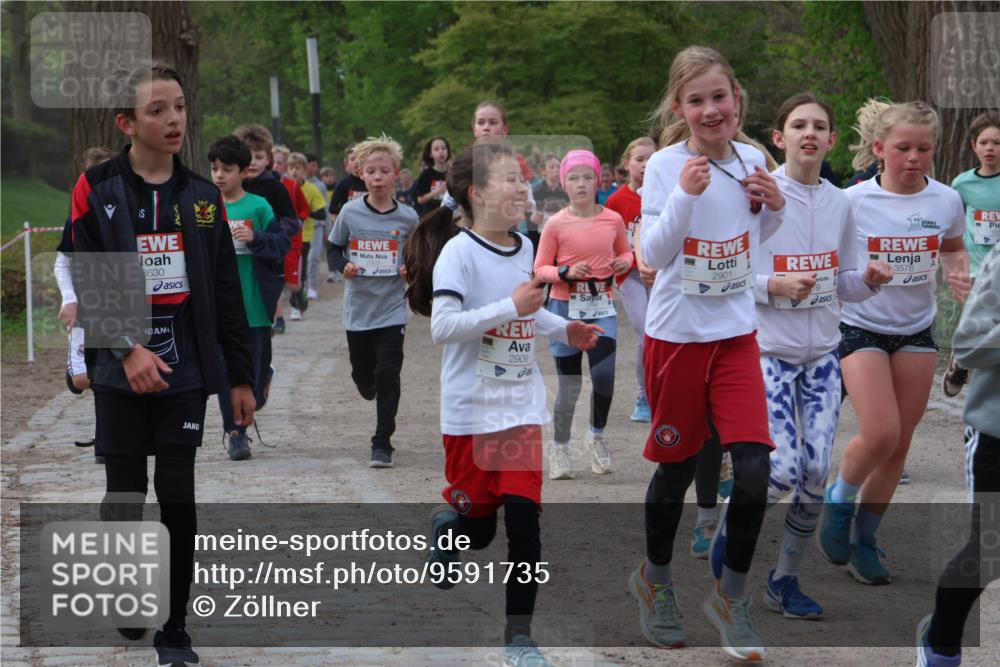 25.04.2026 - Das Zehntel Zöllner http://msf.ph/oto/9591735 25.04.2026 08:40:24 Laufen 8630, 2909, 2901, 19, 3576 meine-sportfotos.de