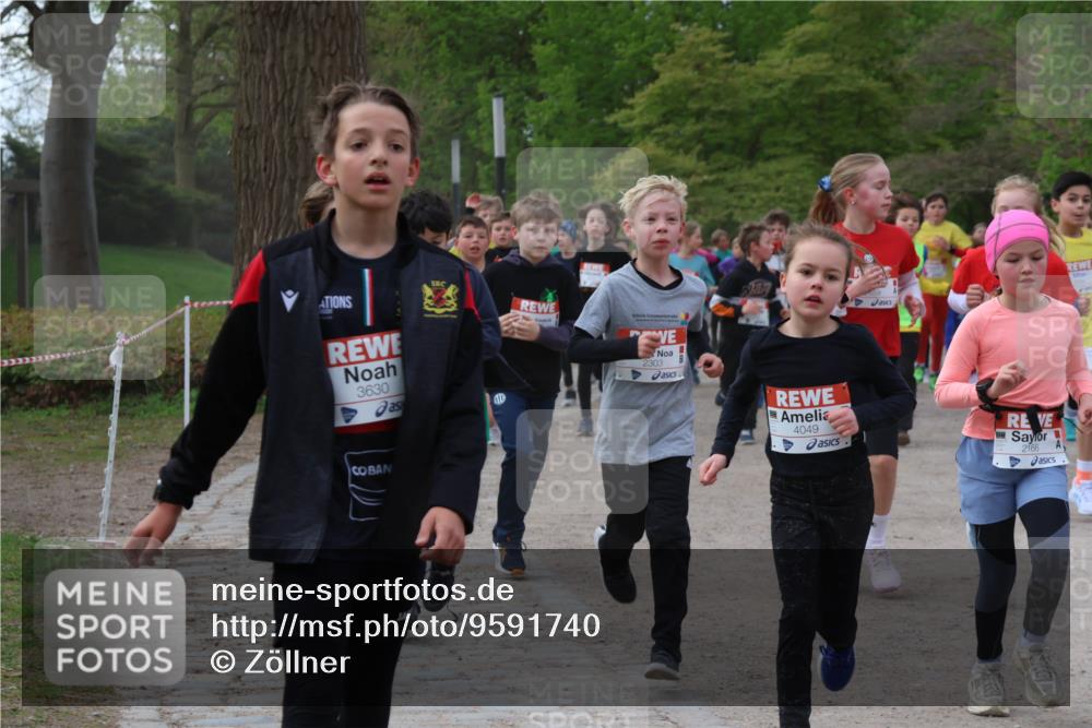 25.04.2026 - Das Zehntel Zöllner http://msf.ph/oto/9591740 25.04.2026 08:40:26 Laufen 3630, 2303, 4049, 2166 meine-sportfotos.de