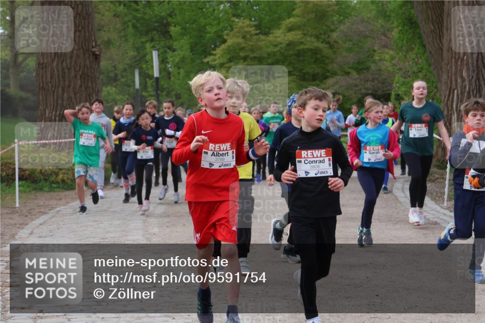 25.04.2026 - Das Zehntel Zöllner http://msf.ph/oto/9591754 25.04.2026 08:40:30 Laufen 3789, 3808 meine-sportfotos.de