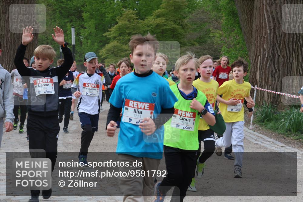 25.04.2026 - Das Zehntel Zöllner http://msf.ph/oto/9591792 25.04.2026 08:40:38 Laufen 2155, 3416, 1771, 3178, 2767 meine-sportfotos.de