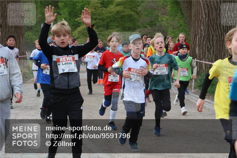 25.04.2026 - Das Zehntel Zöllner http://msf.ph/oto/9591796 25.04.2026 08:40:40 Laufen 2155, 2643, 3416, 2684, 3301 meine-sportfotos.de